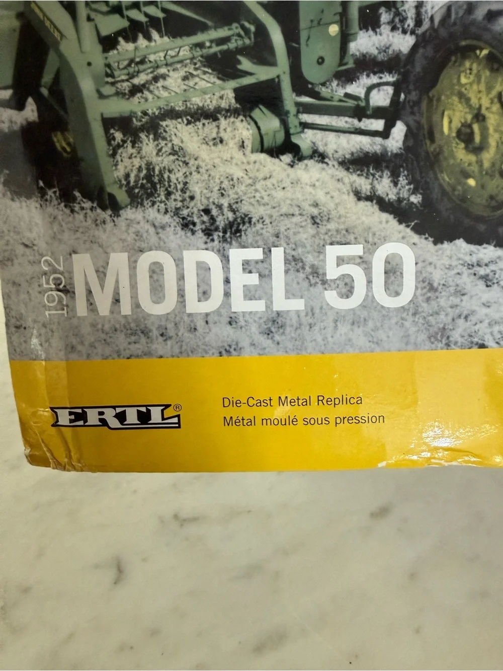 ERTL 1/16 John Deere Model 50 Tractor With Narrow Front 1952 NIB 2009